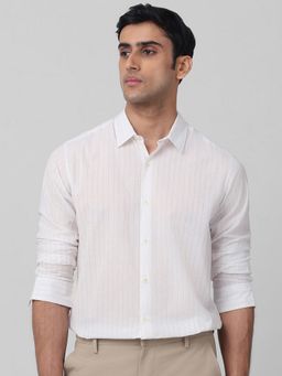 Mufti - Men White Stripes Slim Fit Shirt