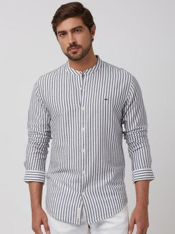 Mufti - Men White Stripes Slim Fit Shirt