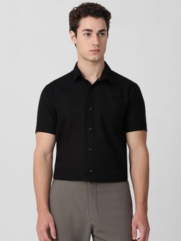 Mufti - Men Black Solid Slim Fit Shirt