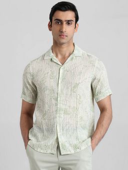 Mufti - Men Green Floral Relaxed Fit Shirt