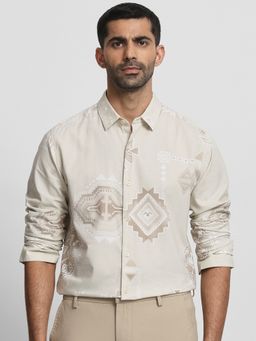 Mufti - Men Beige Geometric Slim Fit Shirt