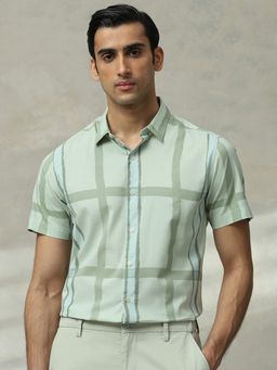 Mufti - Men Green Checks Slim Fit Shirt