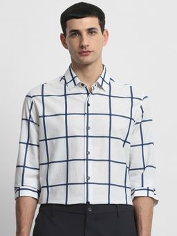 Mufti - Men White Checks Slim Fit Shirt
