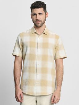 Mufti - Men Beige Checks Slim Fit Shirt
