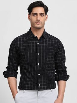 Mufti - Men Black Checks Slim Fit Shirt