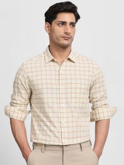 Mufti - Men Beige Checks Slim Fit Shirt