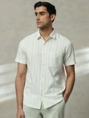 Off White color option, Currently selected