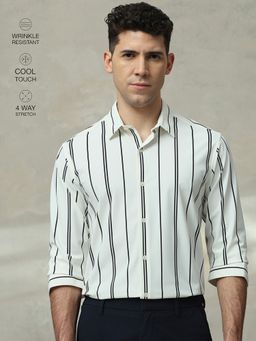 Mufti - Men White Stripes Slim Fit Shirt