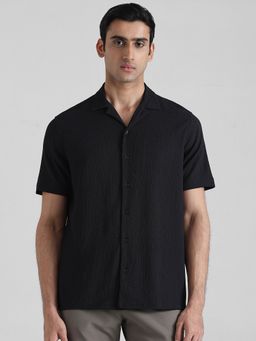 Mufti - Men Black Textured Relaxed Fit Shirt