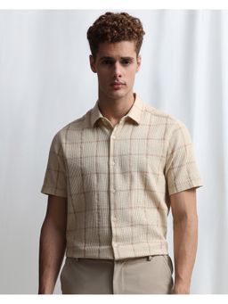 Mufti - Men Beige Checks Slim Fit Shirt
