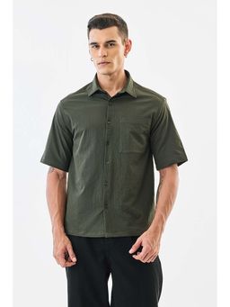 Snitch - Men Olive Textured Half Sleeves Oversized Casual Shirt