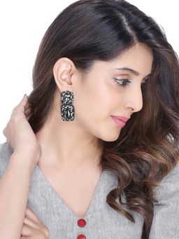 Yellow Chimes - Woman Square Crystal Geometric Designed Drop Earrings