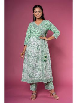 NAVYAS FASHION - Green Angarkha Block Printed Kurta (Set of 2)