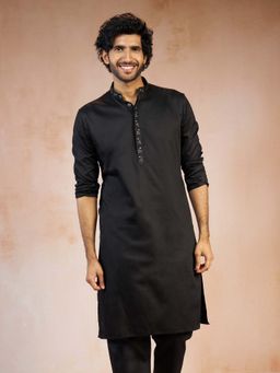 Vastramay - Men Black Thread Embroidered Straight Kurta
