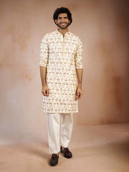 Vastramay - Men Cream Floral Embroidered Viscose Silk Kurta and Pant