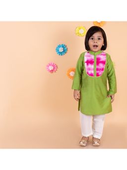 Tiny Pants - Green Kurta With White Pyjama (Set of 2)