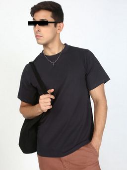 Bene Kleed - Men Charcoal Crew Neck Half Sleeves T-Shirt