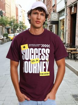 Bene Kleed - Men Crew Neck Burgundy Half Sleeves T-Shirt