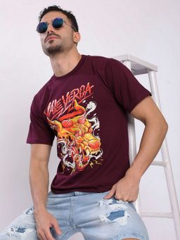 Bene Kleed - Men Burgundy Half Sleeves Round Neck T-Shirt