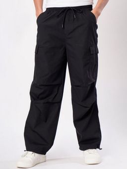 Bene Kleed - Men Black Loose Fit Cargos