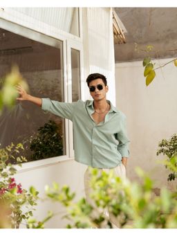 DRAGIT - Men Green Linen Blend Solid Shirt
