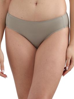 Wacoal - Dreamy Curve Low-Waist Medium Coverage Everyday Wear Bikini Panty-Grey