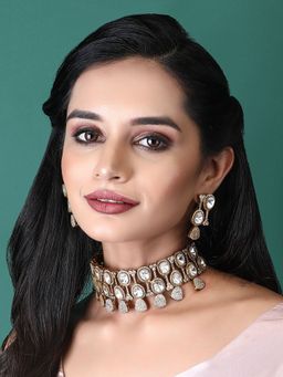 Auraa Trends - 22Kt Gold Plated Kundan Classic Gold Necklace Set For Women & Girls