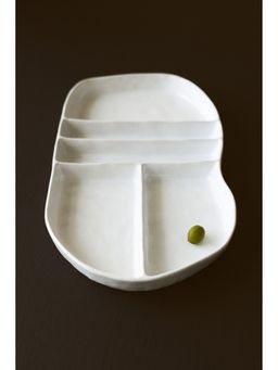 H&M - White Large Irregular Stoneware Serving Plate