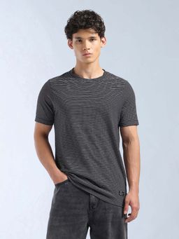 Flying Machine - Men's Horizontal Striped Regular Fit T-Shirt - Black