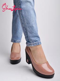 Shoetopia - Solid Peach Pumps