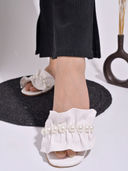 White color option, Sold out, Currently selected