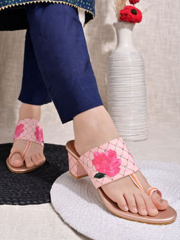 Shoetopia - Thread Floral Embroidery Detailed Pink Block Heels