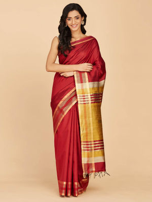 Maroon Solid Silk Blend Saree With Unstitched Blouse Piece