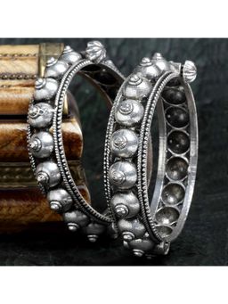 Karatcart - Oxidised Silver Tone Antique Rajwadi Bangle for Women