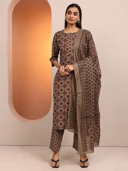 Libas - Cotton Blend Floral Kurta With Pant & Dupatta