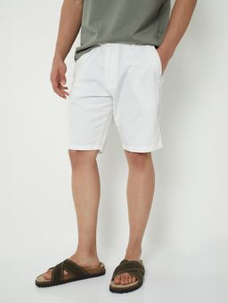 max - Men White Solid Regular Fit Shorts