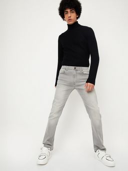 max - Men Grey Straight Fit Washed Jeans