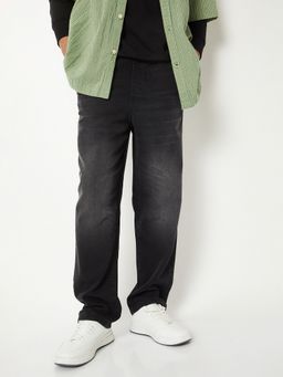 max - Men Black Washed Comfort Fit Jeans