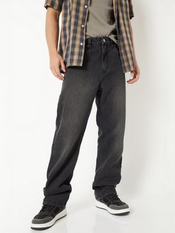 max - Men Straight Fit Black Jeans