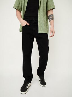 max - Men Black Solid Straight Fit Jeans