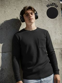 RIGO - Men Textured Round Neck Regular Fit Black T-Shirt
