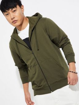max - URB_N Men Green Solid Hooded Neck Hoodie
