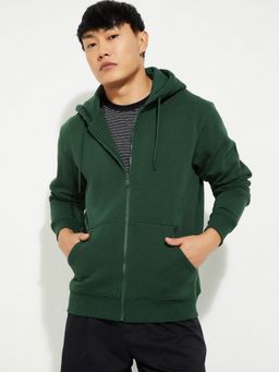 max - URB_N Men Green Solid Hooded Neck Hoodie