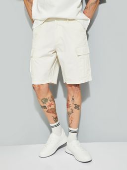 max - Men Solid White Cargo Shorts