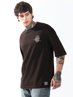 Hubberholme - Men Printed Oversized Brown T-Shirt