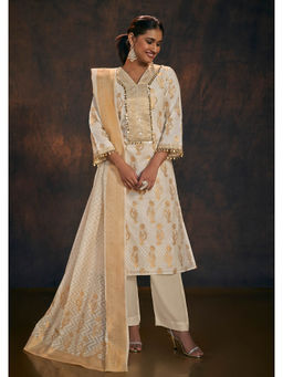 SALWAR STUDIO - Gold And Cream Banarasi Chanderi Silk Kurta & Dupatta (Set of 2)