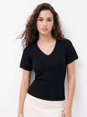 Black color option, Currently selected
