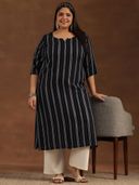 Black color option, Sold out, Currently selected