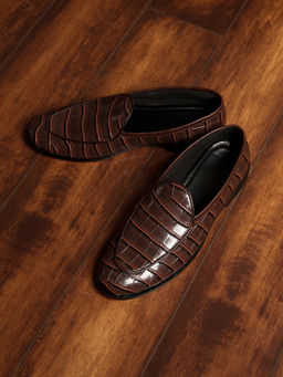 Monkstory - Men Minimal Croc Slip Ons Brown
