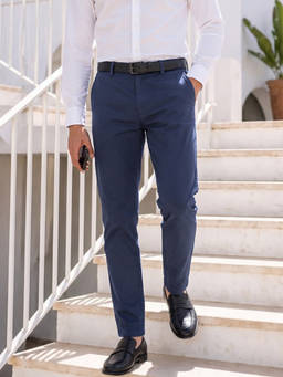 The Indian Garage Co - Men Slim Fit Solid Mid-Rise Chinos-Navy Blue